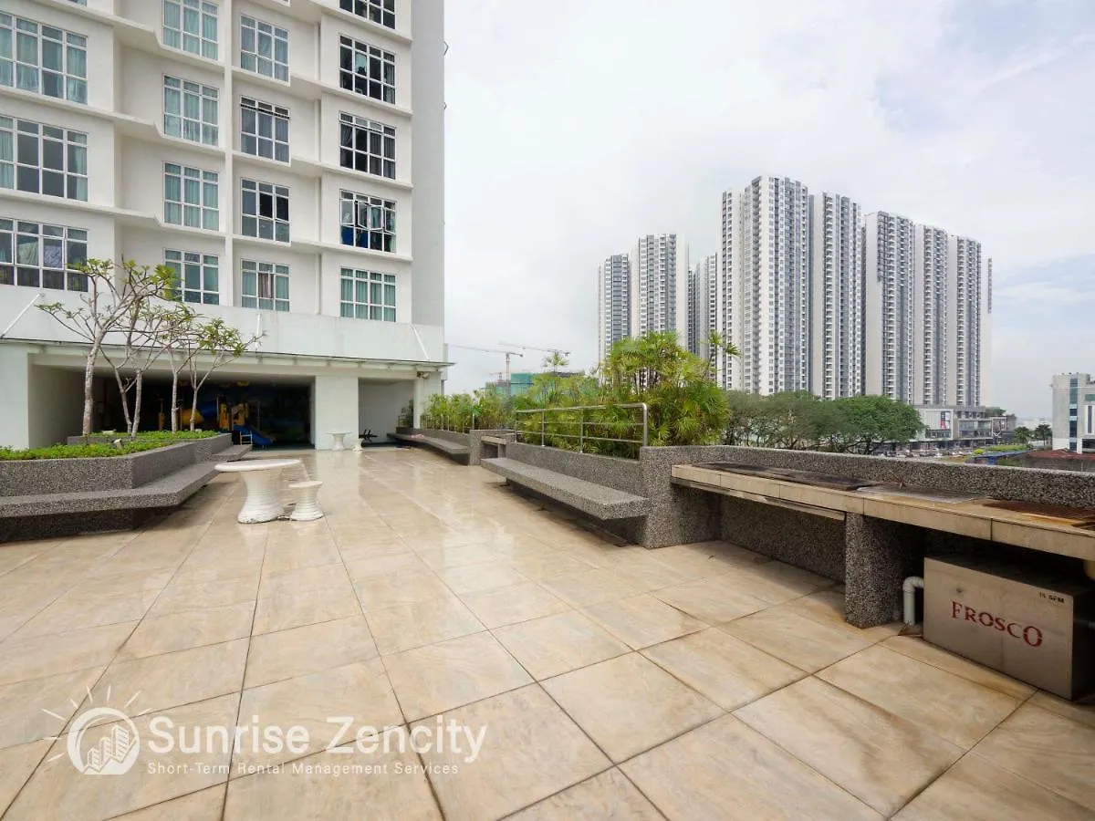 Seaview Condo Near Rf Mall, Food Court & Free Netflix Johor Bahru Daire